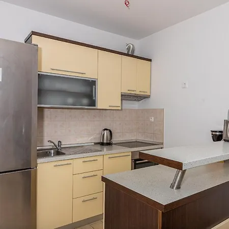Maya Apartment